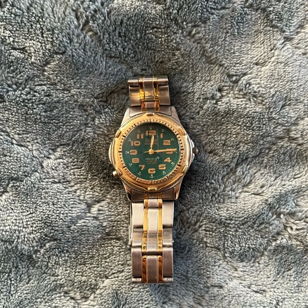 Vintage guess Two-Tone Watch with Green‎ Dial